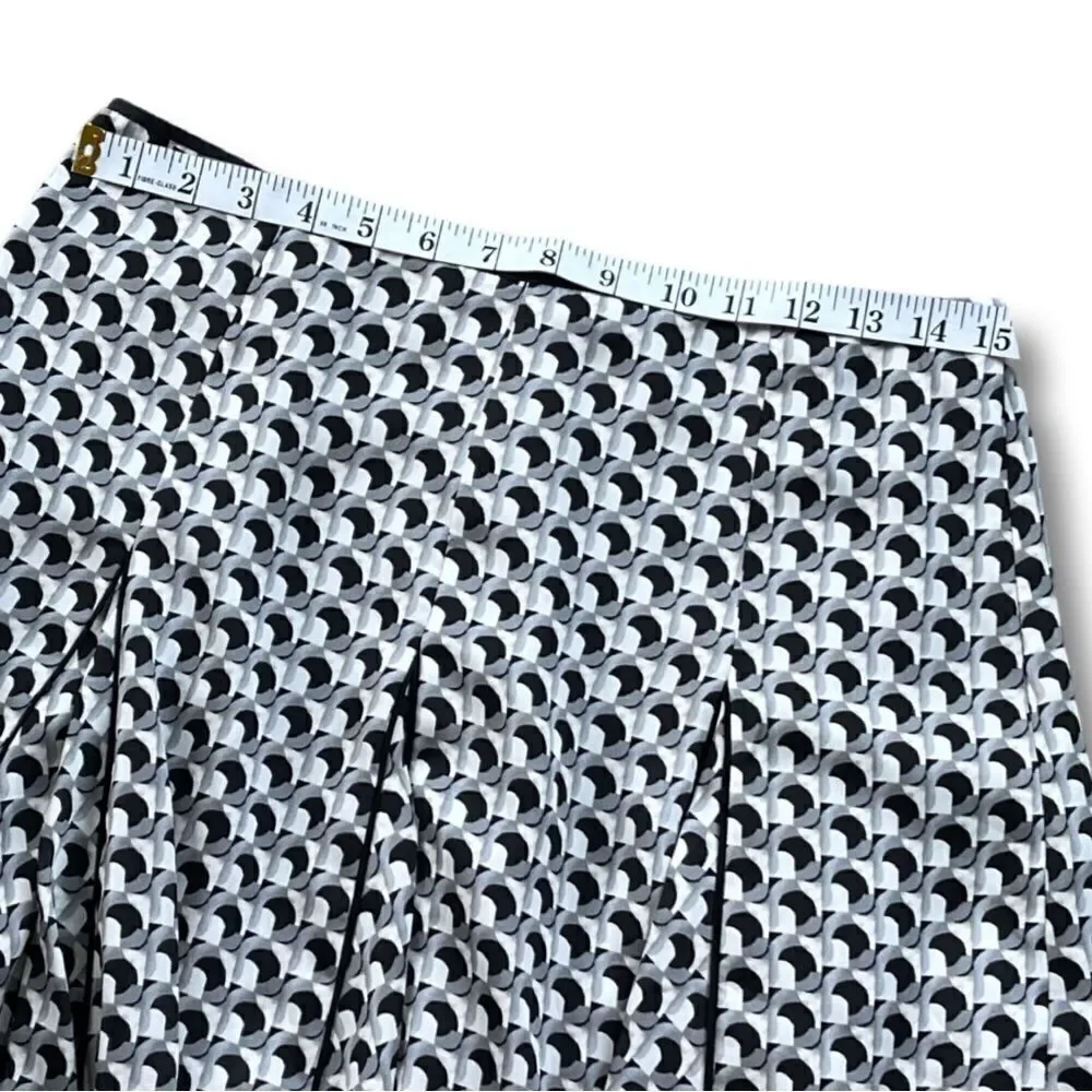Grey Geo Print Flounce Skirt Size 6 • NWT